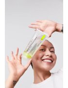 Carbon Theory Salicylic Acid nežen piling gel z vlažilnim učinkom 200 ml