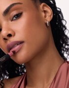 Catrice Blur-Real črtalo za ustnice z učinkom zabrisanja odtenek 020 Snatched 0.8 g