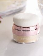 Catrice Brides & Besties rdečilo z osvetljevalcem odtenek Champagne Showers C01 3.5 g