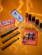 Catrice Calligraph Pro Precise 24h Matt vodoodporno tekoče črtalo za oči v peresu odtenek 010 Intense Black Waterproof 12 ml