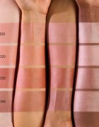 Catrice Eye Blusher tekoče senčilo za oči z bleščicami odtenek 040 Mocha Muse 7 ml