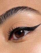 Catrice Hyper Liner Brush Eyeliner dolgoobstojno vodoodporno črtalo za oči odtenek 010 Ever Black 0.52 ml