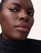 Catrice Hyper Liner Brush Eyeliner tekoče črtalo za oči z mat finišem odtenek 010 Classic Black 0.52 ml