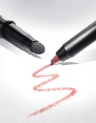 Catrice Jewel Glide Effect Eye Pencil vodoodporni svinčnik za oči za bleščeč sijaj odtenek 050 Ruby Crystals 1.5 g