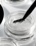Catrice Lift & Laminate Brow Tool krtačka za obrvi 1 kos