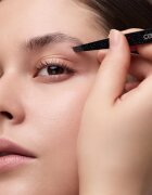 Catrice Magic Perfectors pinceta s poševno konico 1 kos