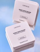 Catrice Magic Shine Eraser Cooling Cushion podlaga za matiranje kože s hladilnim učinkom odtenek C010 Cool Cloud 10.5 g