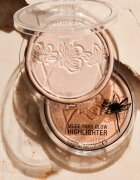 Catrice More Than Glow puder za osvetljevanje odtenek 030 59 g