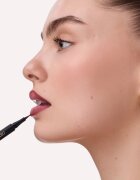 Catrice Precision Ink Lip Liner Stain flomaster za ustnice za konture za dolgoobstojen učinek odtenek 050 Dressed In Drama 1 ml