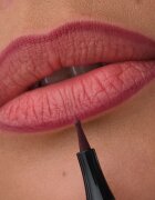 Catrice Precision Ink Lip Liner Stain flomaster za ustnice za konture za dolgoobstojen učinek odtenek 070 Forever Yes 1 ml