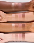 Catrice Soft Blend Eyeshadow Stick dolgoobstojna senčila za oči v svinčniku vodoodporno odtenek 010 Golden Glow 1.65 g
