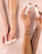 Catrice Soft Glam Filter Stick make-up v paličici odtenek 020 Light - Medium 9 g
