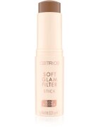 Catrice Soft Glam Filter Stick make-up v paličici odtenek 065 Tan 9 g
