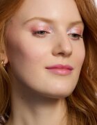 Catrice Space Glam tekoče senčilo za oči odtenek 010 Milky Way 2 ml