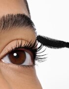 Catrice TUBING Stay In Place maskara z učinkom umetnih trepalnic odtenek 010 No Panda Black 11 ml