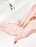 CeraVe Cleansers Hydrating Cleanser čistilna emulzija z vlažilnim učinkom 236 ml