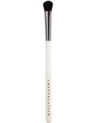 Chantecaille Eye Basic Brush čopič za senčila za oči 1 kos