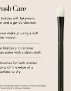Chantecaille Shade and Sweep Eye Brush ploščat čopič za senčila za oči 1 kos