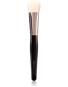 Charlotte Tilbury Magic Complexion Brush ploščat čopič za make-up 1 kos