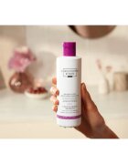 Christophe Robin Color Shield Shampoo with Camu-Camu Berries hranilni šampon za barvane lase in lase s prameni 250 ml