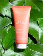 Clarins Eau Des Jardins Uplifting Body Lotion vlažilni losjon za telo 200 ml