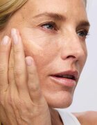 Clarins Extra-Firming Energy dnevna krema proti gubam z učvrstitvenim učinkom 50 ml