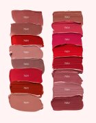 Clarins Joli Rouge Velvet kremasta šminka z mat učinkom odtenek 790V 3.5 g