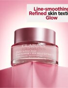 Clarins Multi-Active Day Cream All Skin Types gladilna in posvetlitvena krema za vse tipe kože 50 ml
