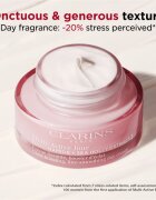 Clarins Multi-Active Day Cream Dry Skin gladilna in posvetlitvena krema za suho kožo 50 ml