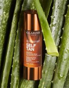 Clarins Self Tan Radiance-Plus Golden Glow Booster samoporjavitveni pripravek za telo 30 ml