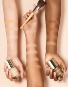 Clarins Skin Illusion Velvet tekoči puder z mat finišem s hranilnim učinkom odtenek 105N 30 ml