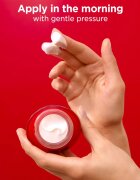 Clarins Super Restorative Day Cream dnevna krema za vse tipe kože 50 ml