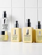 Clinique Dramatically Different™ Moisturizing Lotion SPF50 vlažilna krema za obraz SPF 50 75 ml