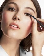 Clinique Quickliner™ for Eyes Intense Lustre svinčnik za oči z bleščicami odtenek Black Honey 0.25 g