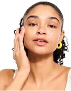 Clinique Sun UV Solutions Brightening Tinted Sunscream SPF50 posvetlitvena tonirana krema odtenek Medium 40 ml