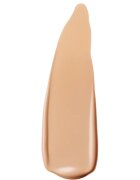 Clinique Superbalanced™ Makeup svilnato nežni tekoči puder odtenek CN 28 Ivory 30 ml