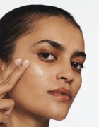 Clinique Superbalanced™ Makeup svilnato nežni tekoči puder odtenek CN 40 Cream Chamois 30 ml