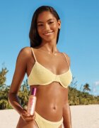 Coco & Eve Sunny Honey Highlighter Body SPF50 zaščitni serum s posvetlitvenim učinkom SPF 50 150 ml