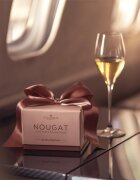 COCOSOLIS NOUGAT žametno maslo za telo za osvetljevanje kože in hidratacijo z bleščicami 250 ml