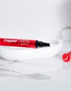 Colgate Max White Overnight pero za beljenje zob 2.5 ml