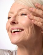 Collistar Unica Redensifying Draining Anti-Bags Eye Contour posvetlitvena krema za predel okoli oči proti zabuhlosti in temnim kolobarjem 15 ml