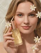 Crystallove Clear Quartz Shimmer Facial Mist meglica za obraz za osvetljevanje kože in hidratacijo 100 ml