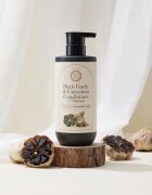 DAENG GI MEO RI Black Garlic & Curcumin Treatment negovalni balzam za gostoto las in zaščito proti lomljivosti 500 ml