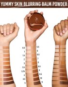 Danessa Myricks Beauty Yummy Skin Blurring Balm Powder kompaktni kremasti puder odtenek 8.5 - Dark with Neutral Olive Undertones 18 g