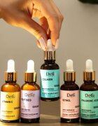 Delia Cosmetics Retinol serum proti gubam za obraz vrat in dekolte 30 ml