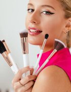 Dermacol Accessories Master Brush by PetraLovelyHair čopič za ustnice vrsta D60 Rose Gold 1 kos