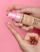 Dermacol Collagen vlažilni tekoči puder z gladilnim učinkom odtenek 4.0 Tan 20 ml