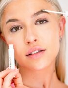 Dermacol Eyebrow Lifting gelasti vosek za obrvi odtenek 02 5 ml