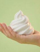 DESERVED Whipped Shower Foam Ginger Citrus Shot pena za prhanje za telo 250 ml