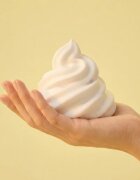 DESERVED Whipped Shower Foam Honey Greek Yogurt pena za prhanje za telo 250 ml